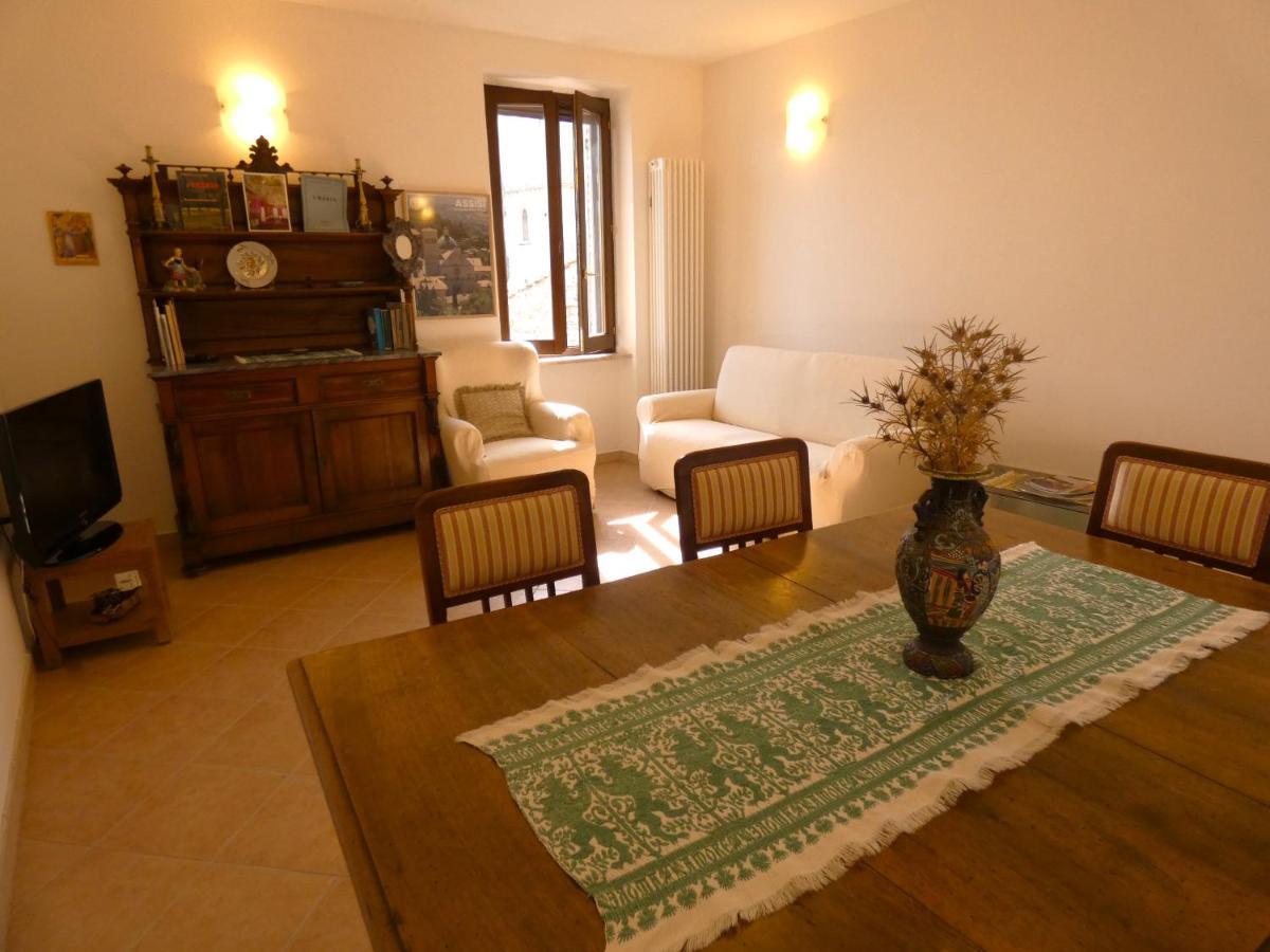 Scappo In Umbria, La Casa Di Eude Διαμέρισμα Ασίζη Εξωτερικό φωτογραφία